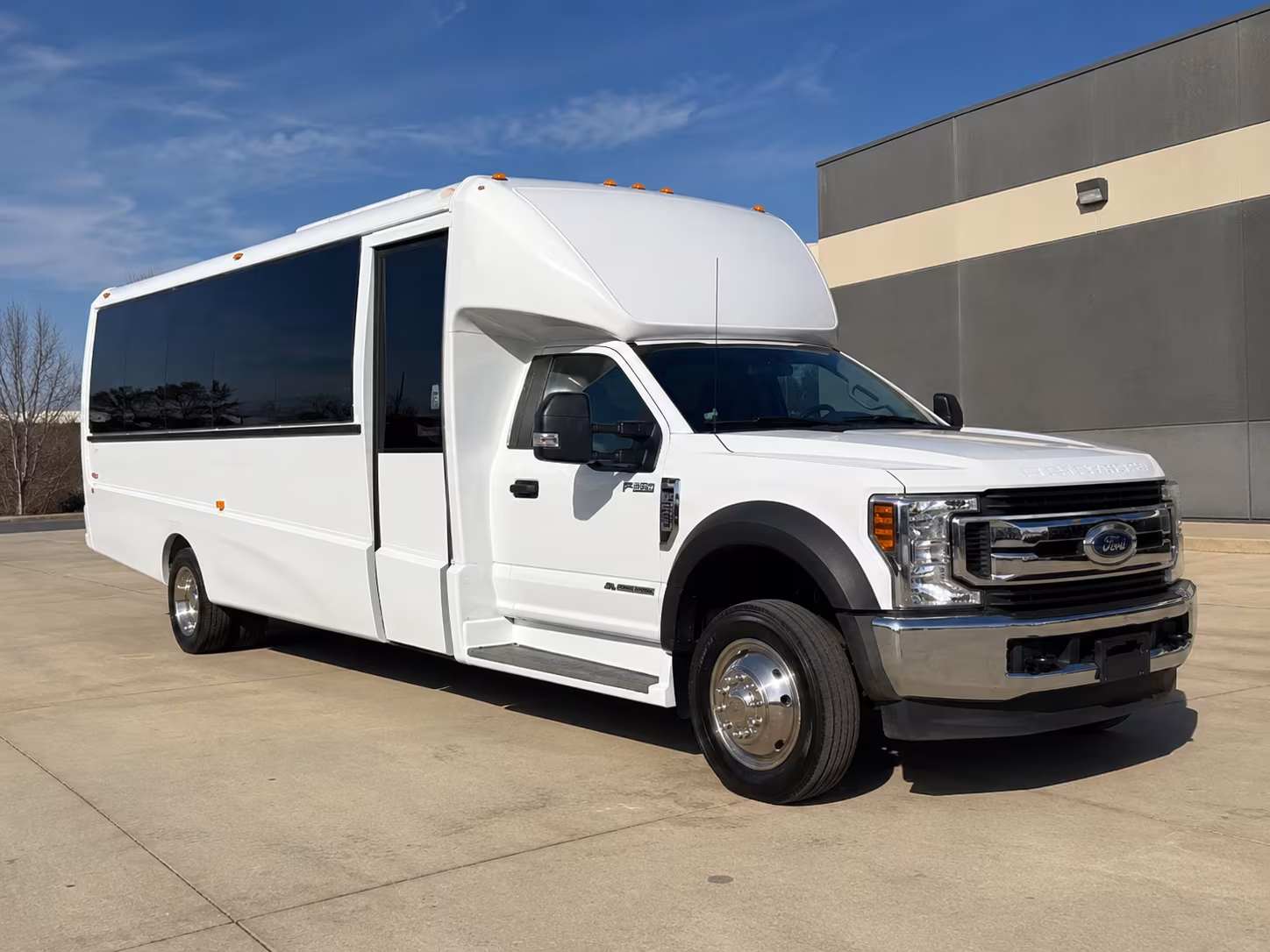 charter buses for corporate events and convention groups in indio