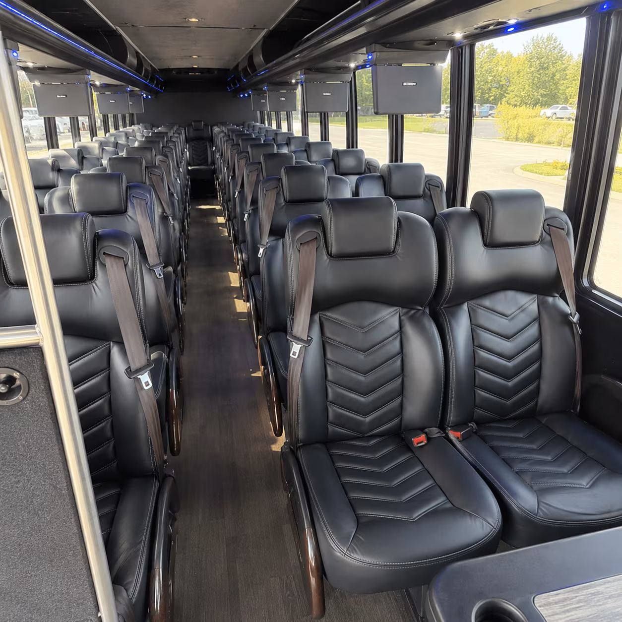 charter buses for corporate wine tour events in indio california