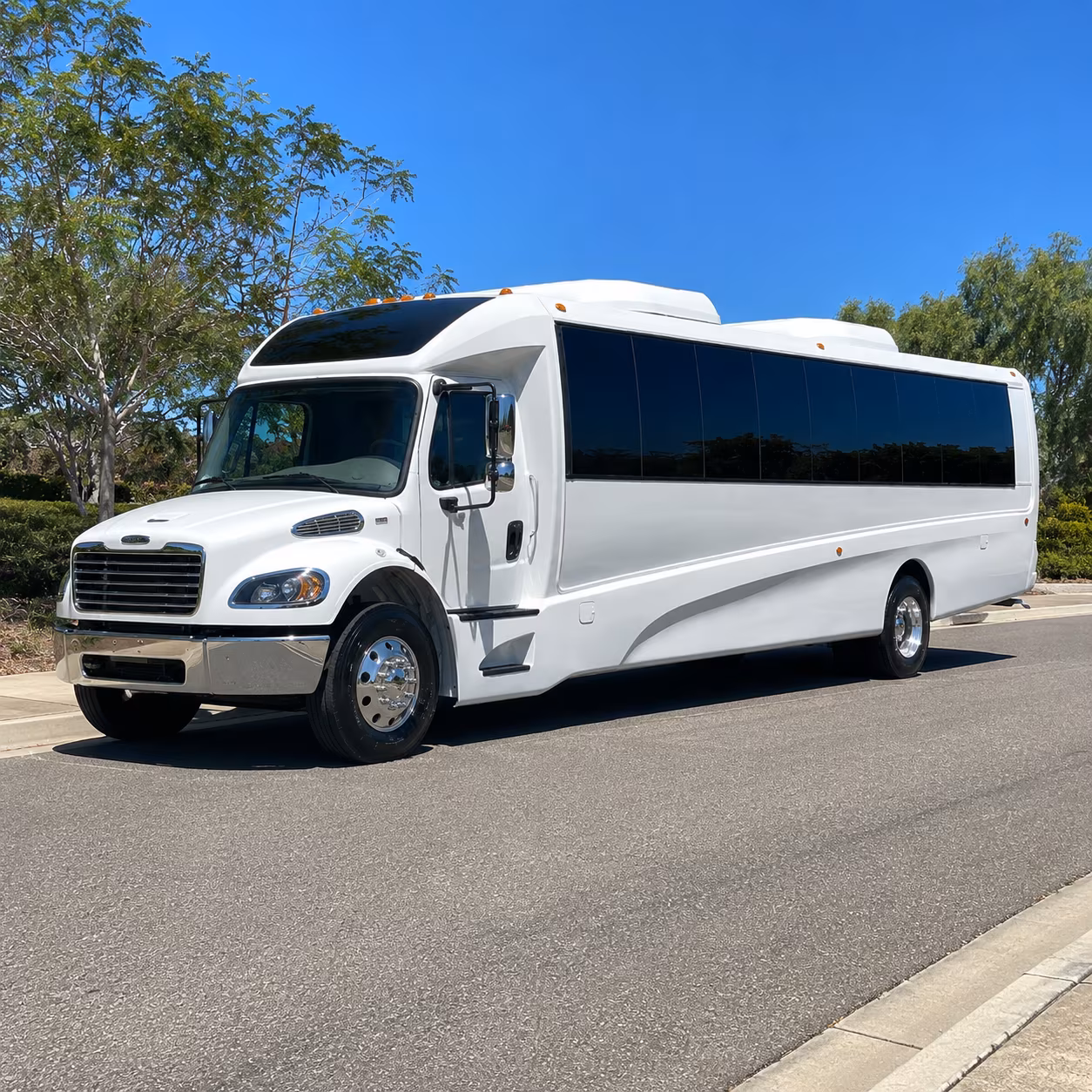 indio 18 passenger minibus
